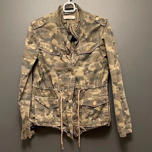 Camouflage jacket! - Picture 2 of 3